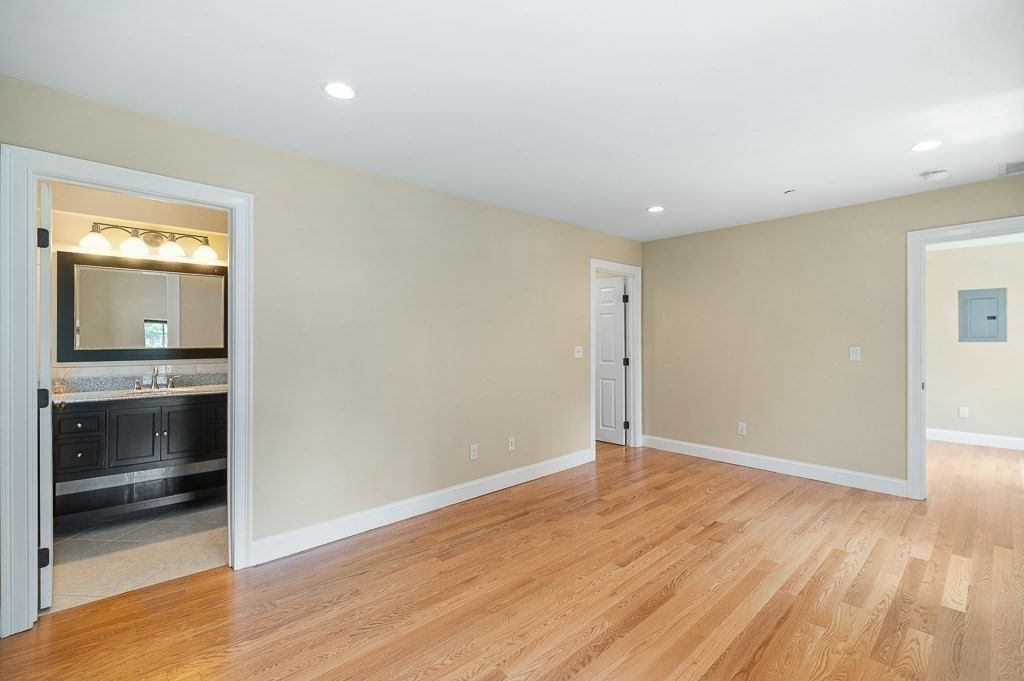 152 Water St #13 Danvers — Photo 10 of 39
