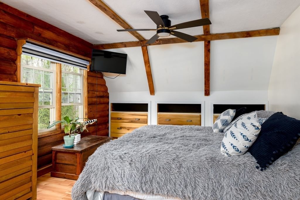 2700 Greenwich Rd, Hardwick, MA 01082 photo 3