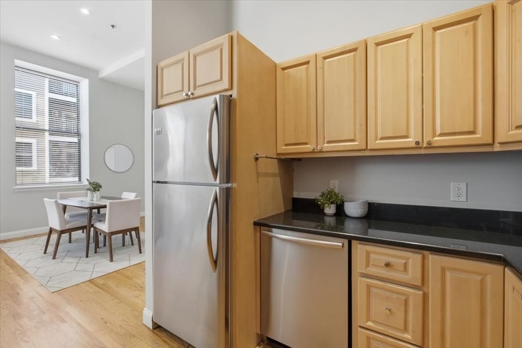 11 Wyman St #2B Boston — Photo 13 of 41