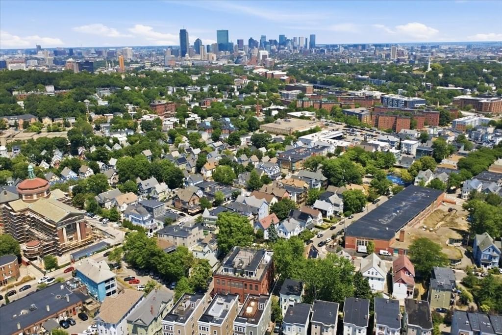 11 Wyman St #2B Boston — Photo 36 of 41