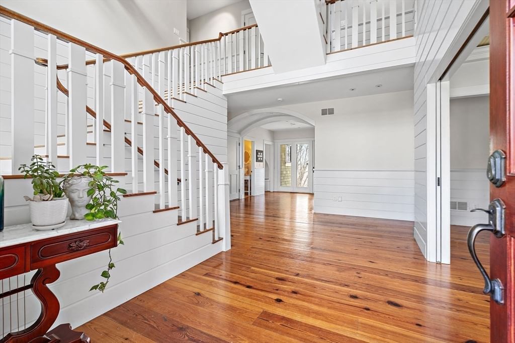 152 Partridge Lane Concord — Photo 17 of 42