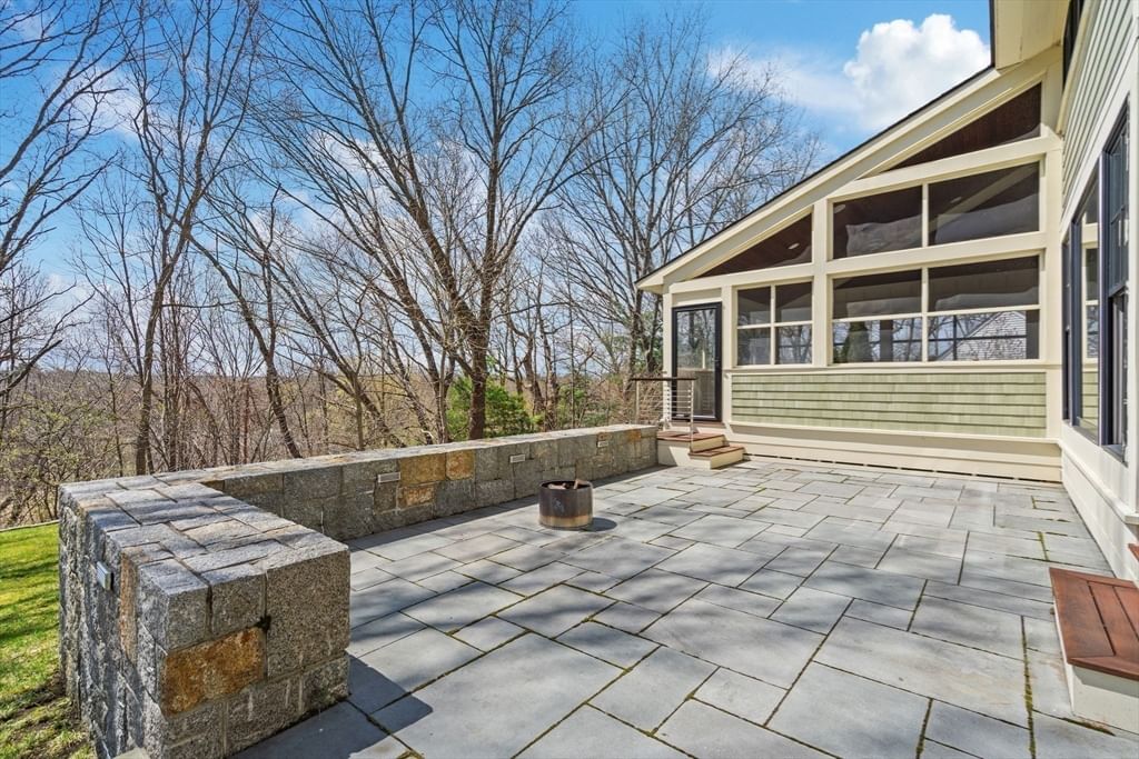 152 Partridge Lane Concord — Photo 36 of 42