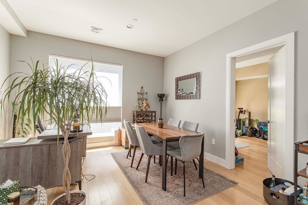 488 Dorchester Ave #3I Boston — Photo 11 of 35