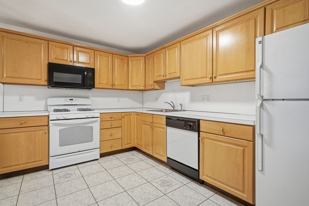 63 Maple St #F Canton — Photo 16 of 16