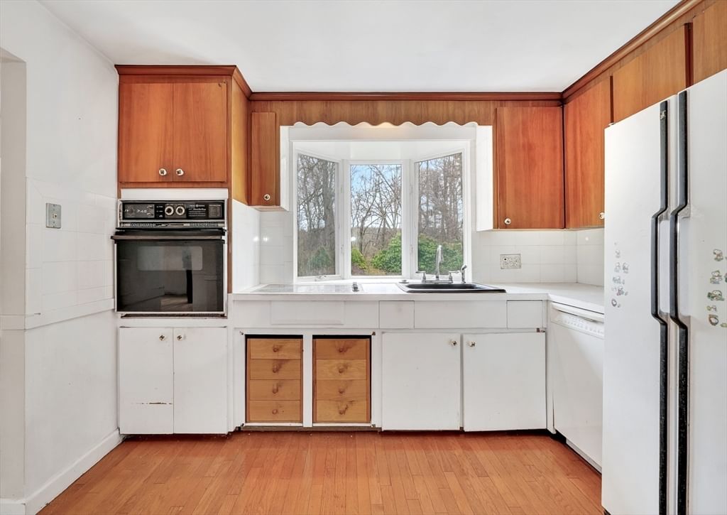 34 Morningside Ln, Lincoln, MA 01773 photo 2