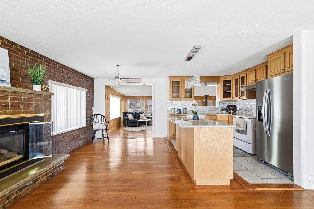 151 Wessagussett Rd Weymouth — Photo 12 of 42