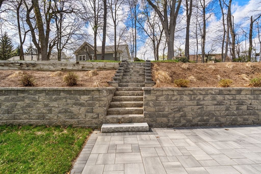 100 Woodbine Circle Needham — Photo 37 of 40