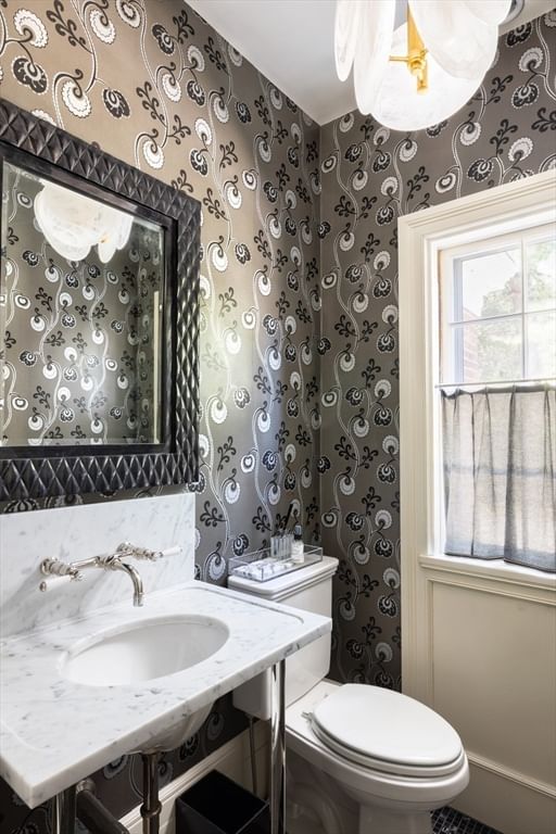 280 Warren St Brookline — Photo 16 of 39