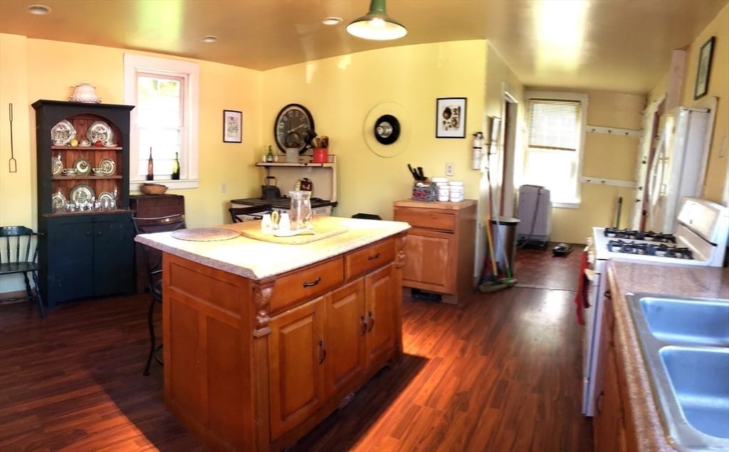 1 Searle Road, Huntington, MA 01050 photo 2