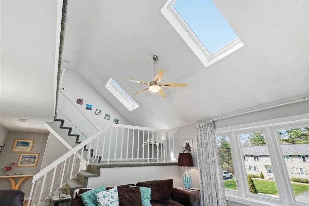 229 Comfort St #229 Bridgewater — Photo 14 of 32
