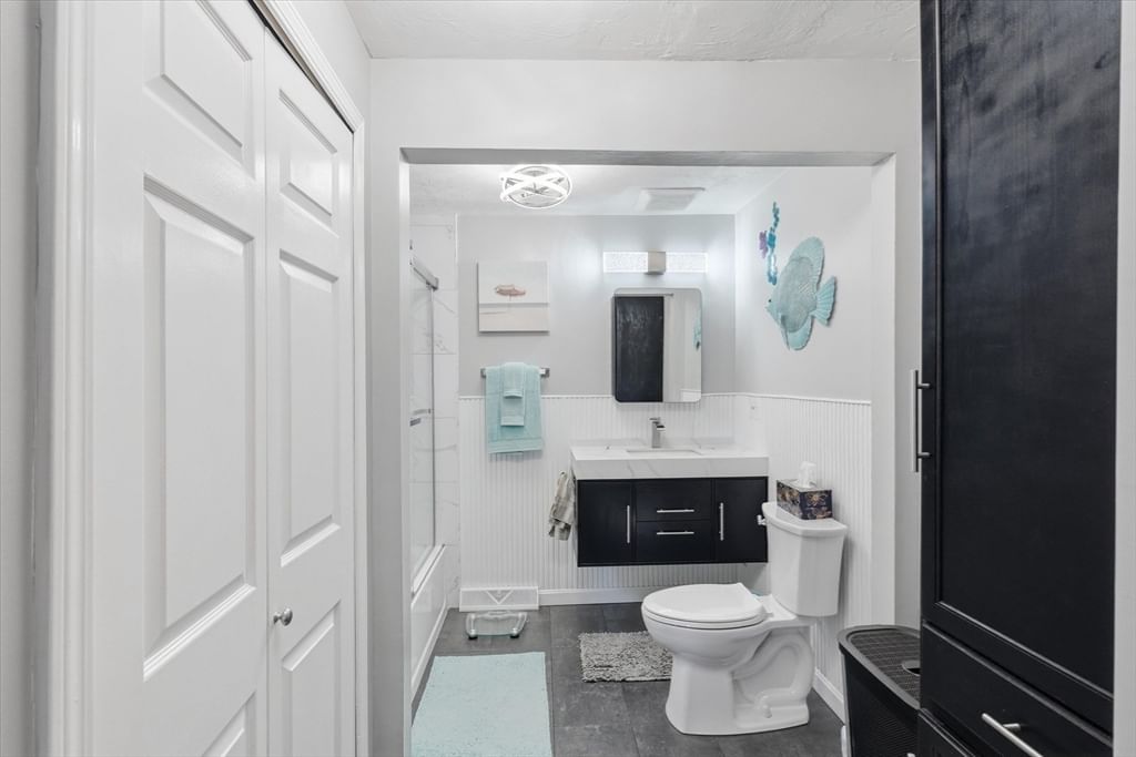 229 Comfort St #229 Bridgewater — Photo 25 of 32