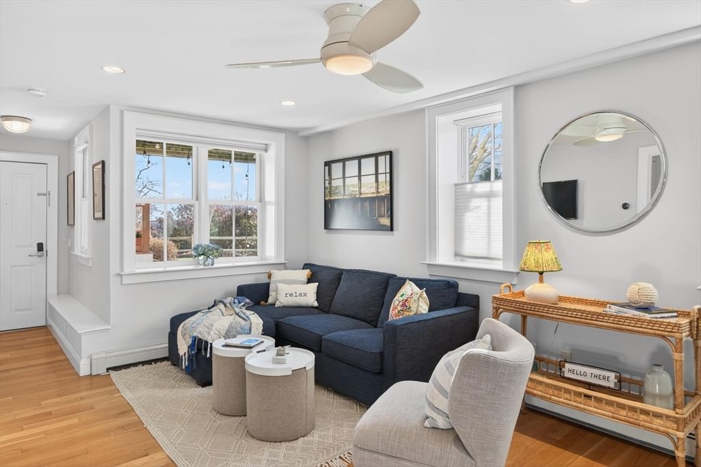 23 Bradford Street #Unit 1 Provincetown — Photo 8 of 31