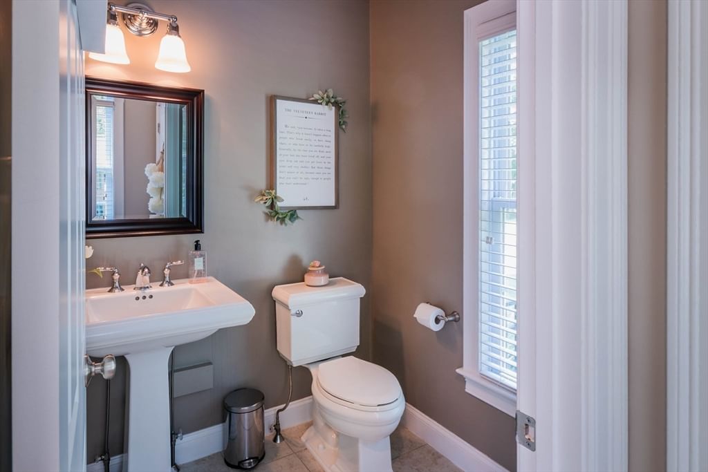 493 Taylor Rd Stow — Photo 21 of 40