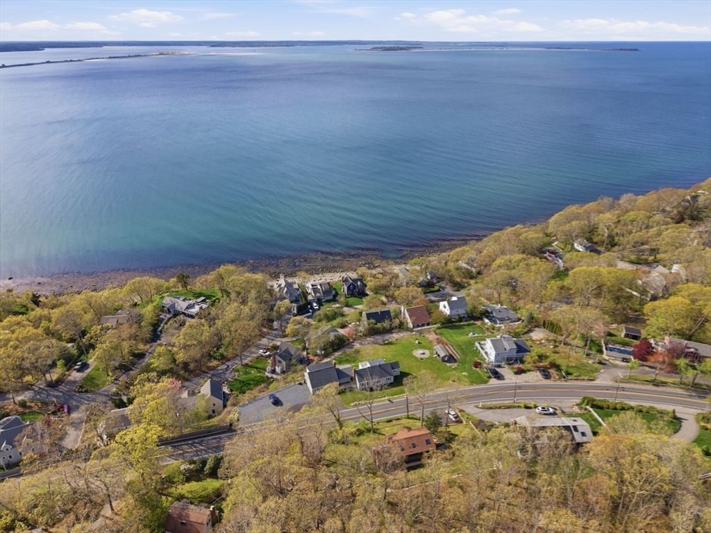 106 Rocky Hill Rd Plymouth — Photo 4 of 38