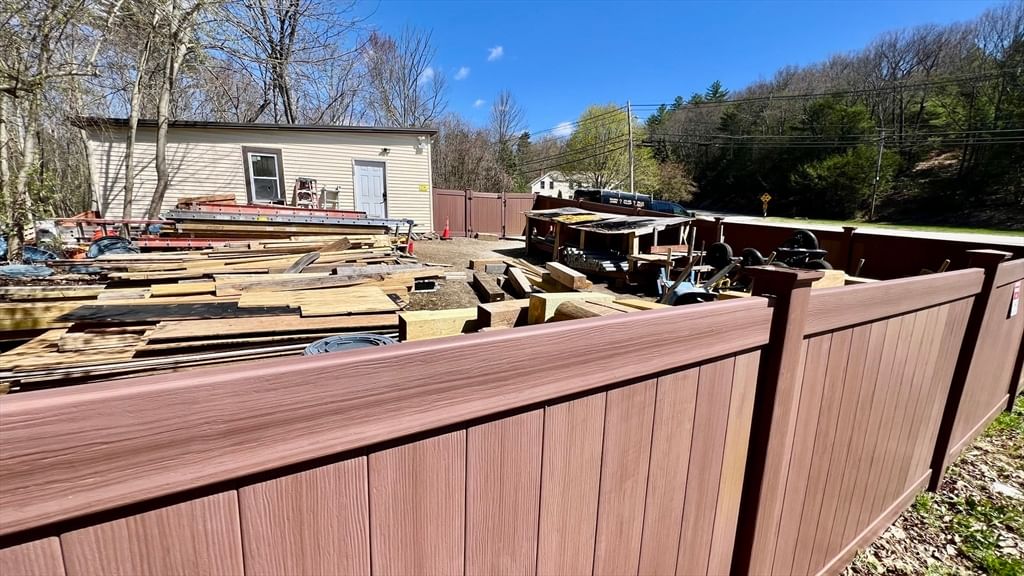 29 Brookfield Rd Sturbridge — Photo 16 of 19