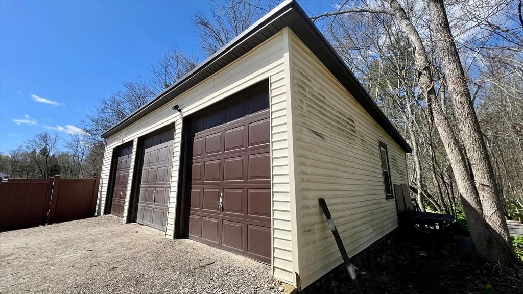 29 Brookfield Rd Sturbridge — Photo 19 of 19