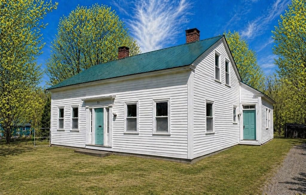 53 East Street, Petersham, MA 01366 photo 2