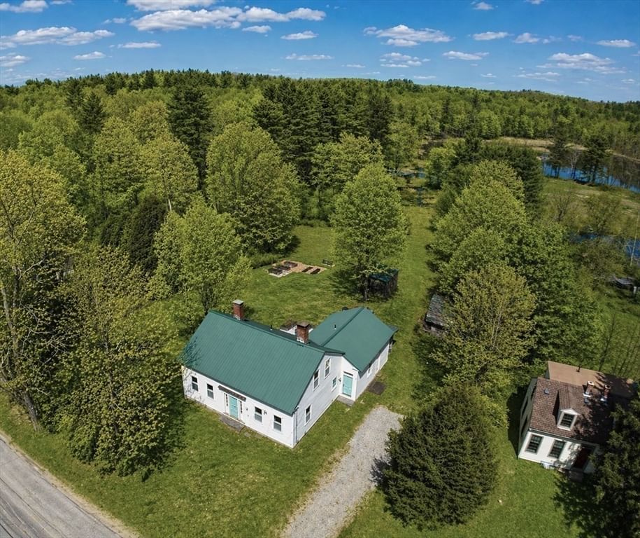 53 East Street, Petersham, MA 01366 photo 3