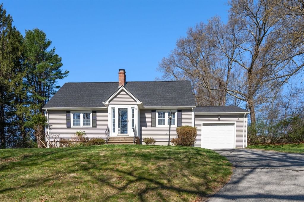 89 Center Rd, Dudley, MA Photo #1