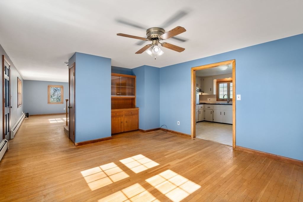 89 Center Rd Dudley — Photo 10 of 29
