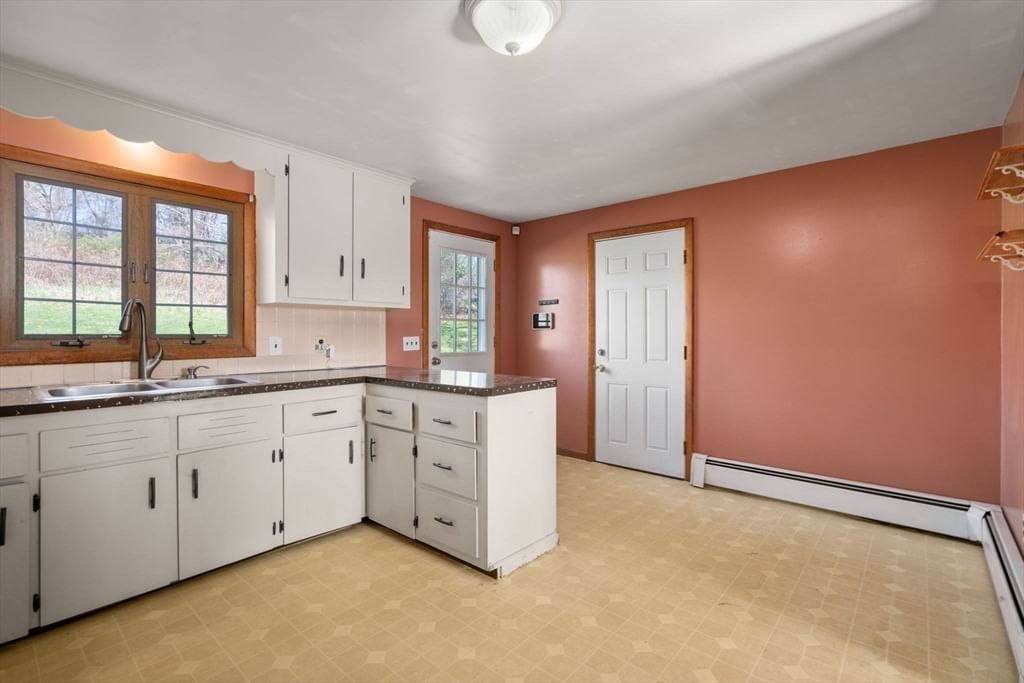 89 Center Rd, Dudley, MA Photo #5