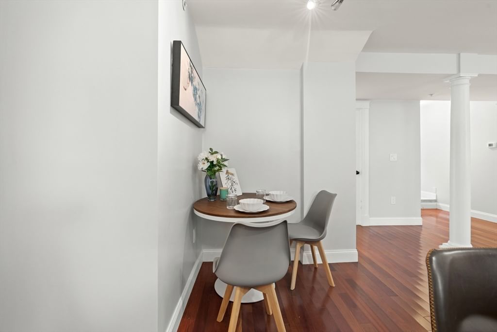 15 Millmont St #B Boston — Photo 12 of 31