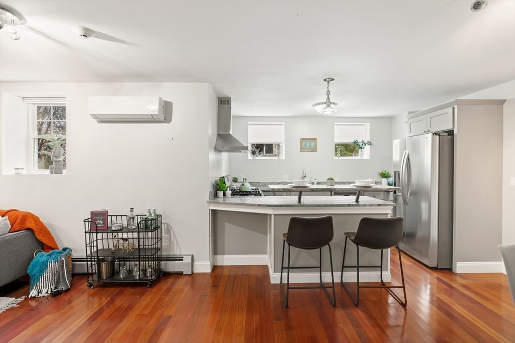 15 Millmont St #B Boston — Photo 9 of 31