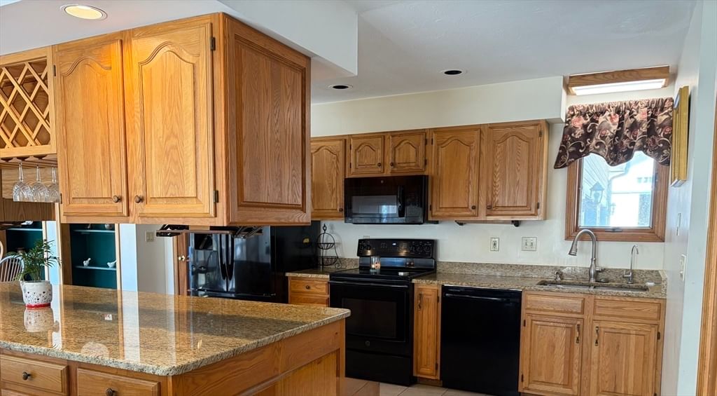 522 Greenville Rd, Ashby, MA 01431 photo 2