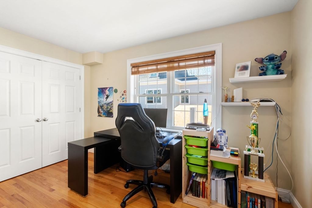 Listing Image 22