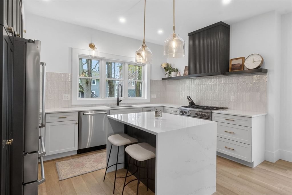 17 Manning St #17 Medford — Photo 10 of 42