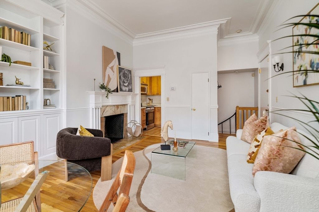 486 Beacon St #1 Boston — Photo 13 of 33