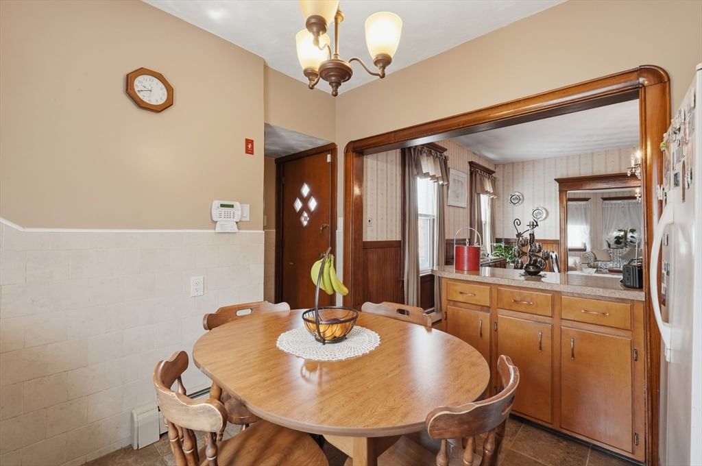 62 Topham Street New Bedford — Photo 10 of 37