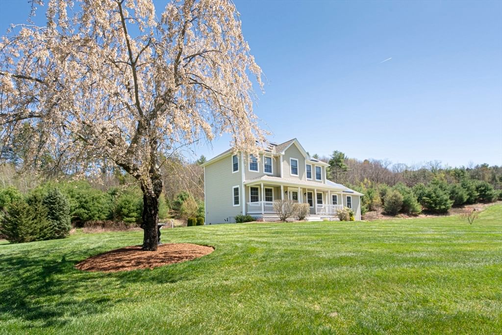 70 Skyline Dr, Oakham, MA 01068 photo 5