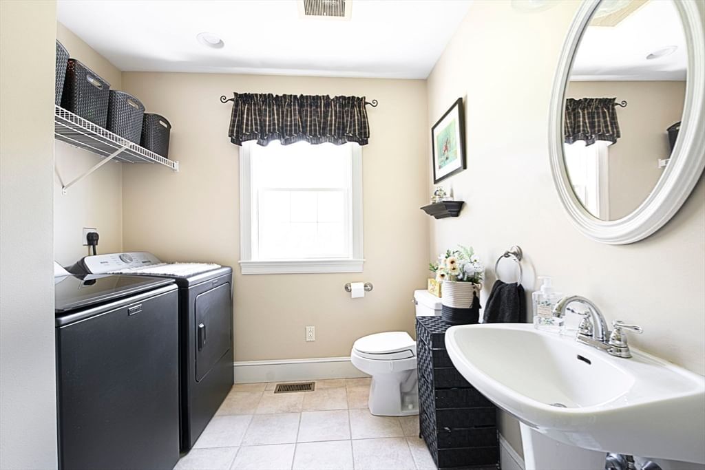 70 Skyline Dr, Oakham, MA 01068 photo 4