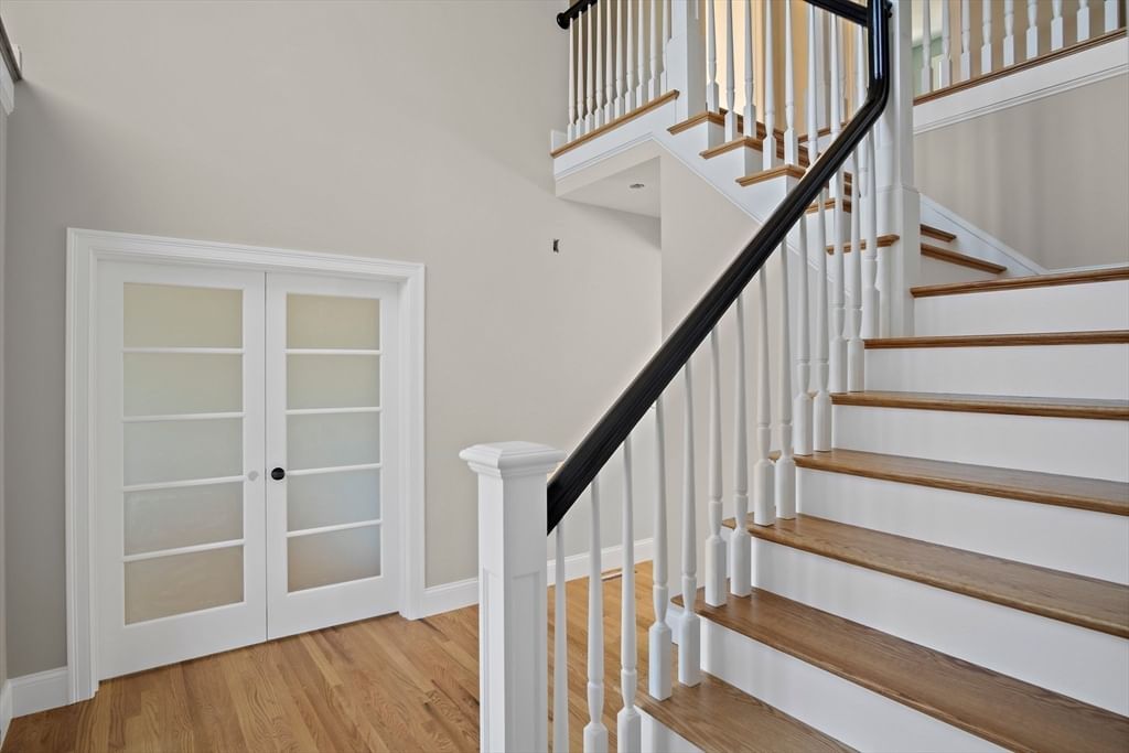 23 Day Cir Woburn — Photo 10 of 30