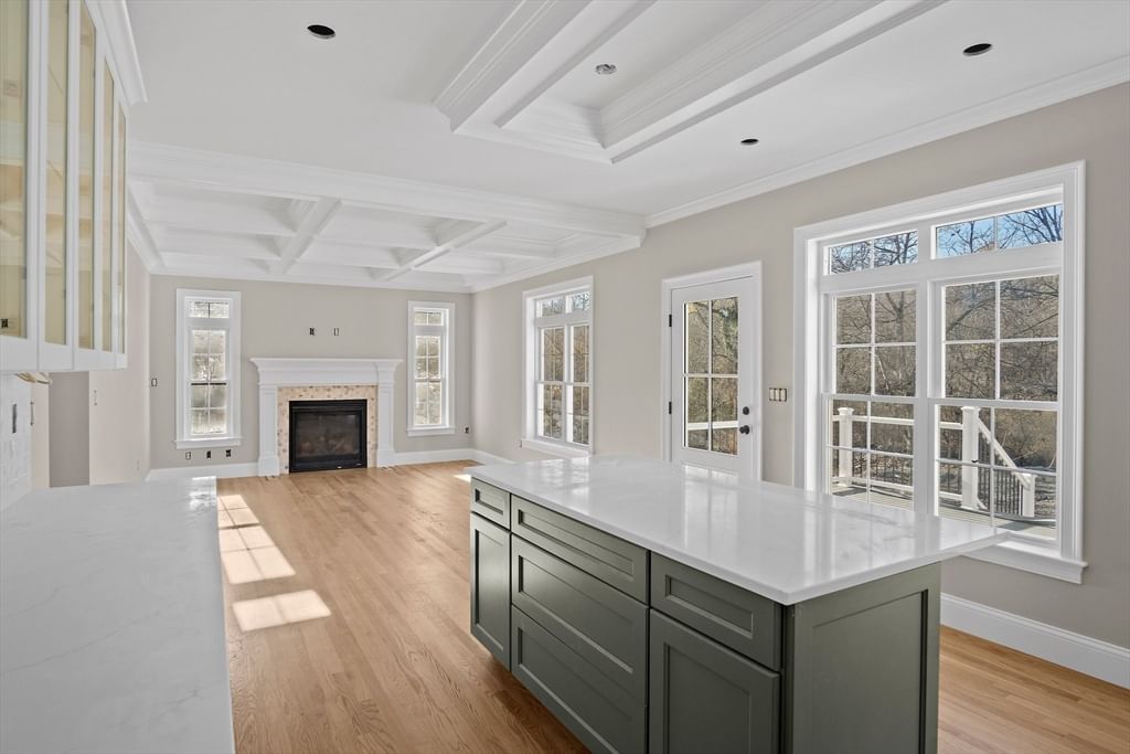 23 Day Cir Woburn — Photo 15 of 30