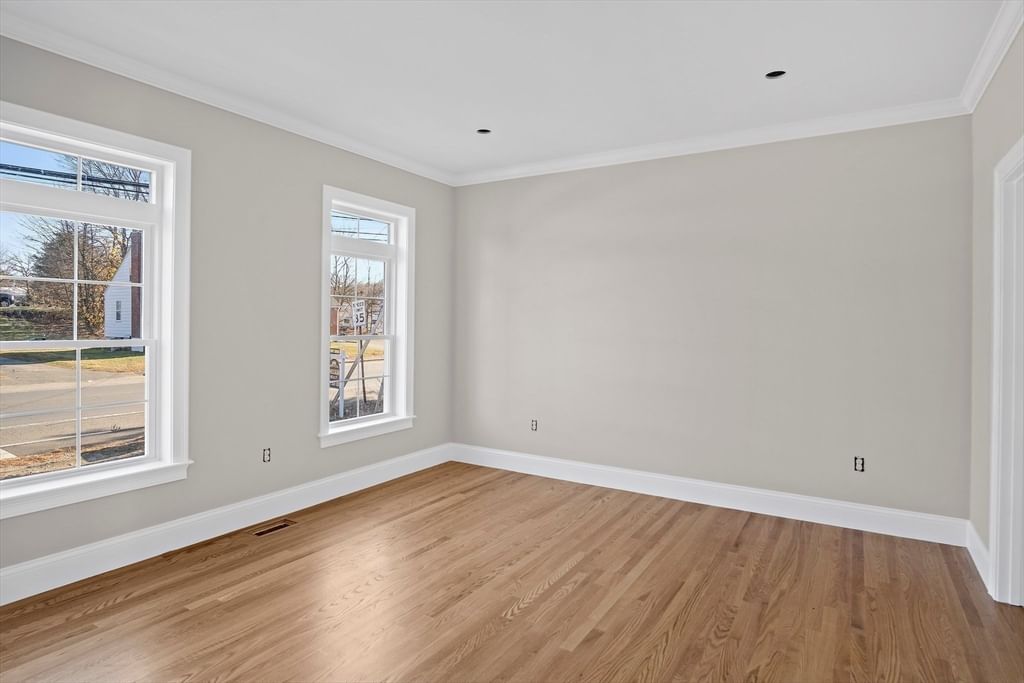 23 Day Cir Woburn — Photo 20 of 30