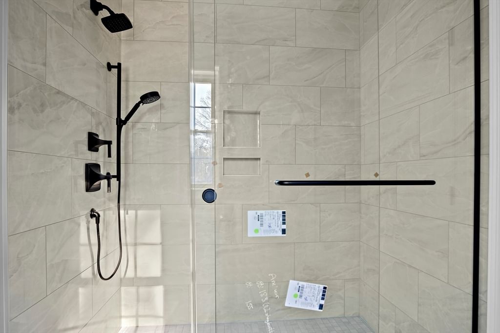 23 Day Cir Woburn — Photo 26 of 30