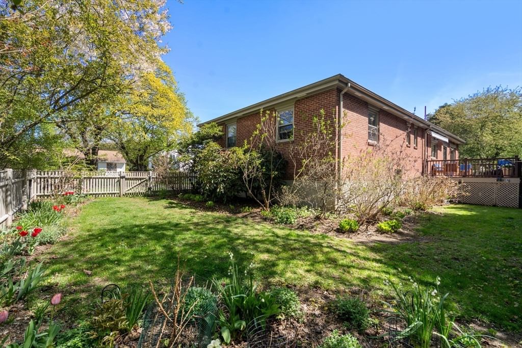 Listing Image 16