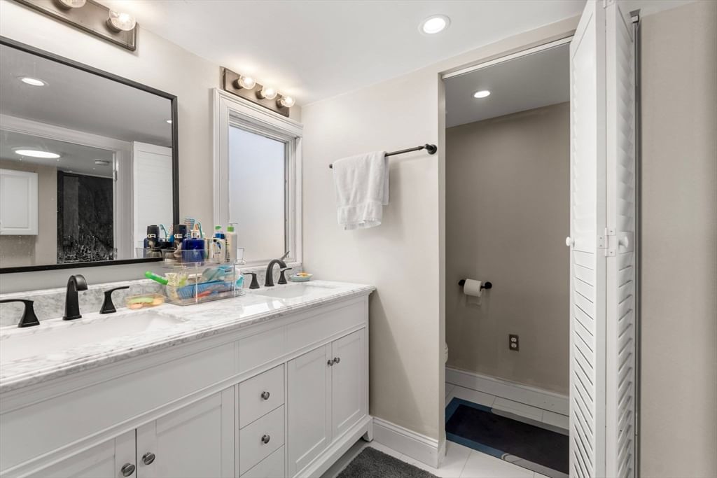 91 Great Woods Road Saugus — Photo 11 of 30