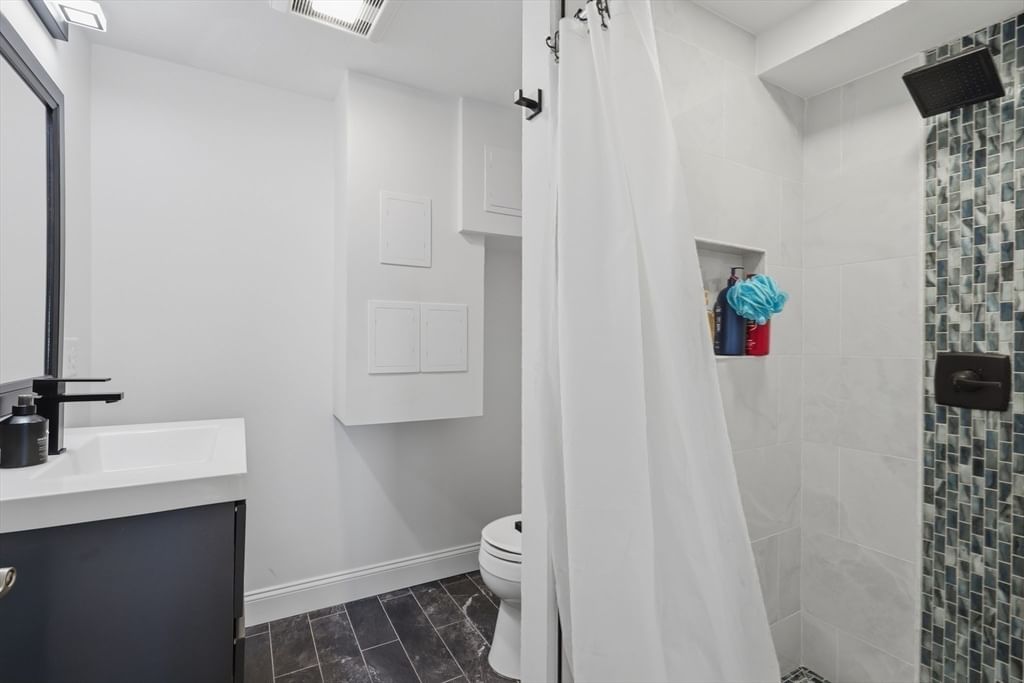 411B Lake Avenue Worcester — Photo 21 of 42
