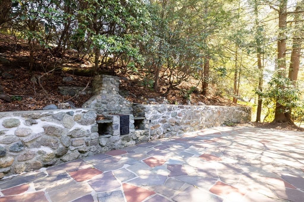 Listing Image 17