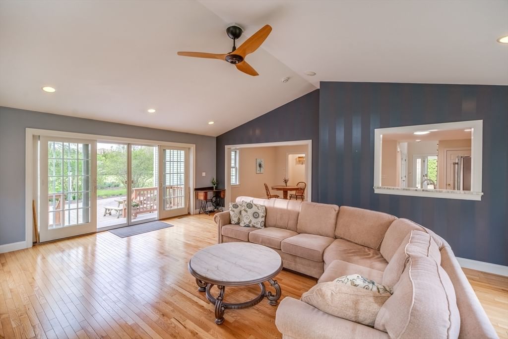 26 Scotland Road, Hatfield, MA 01038 photo 3