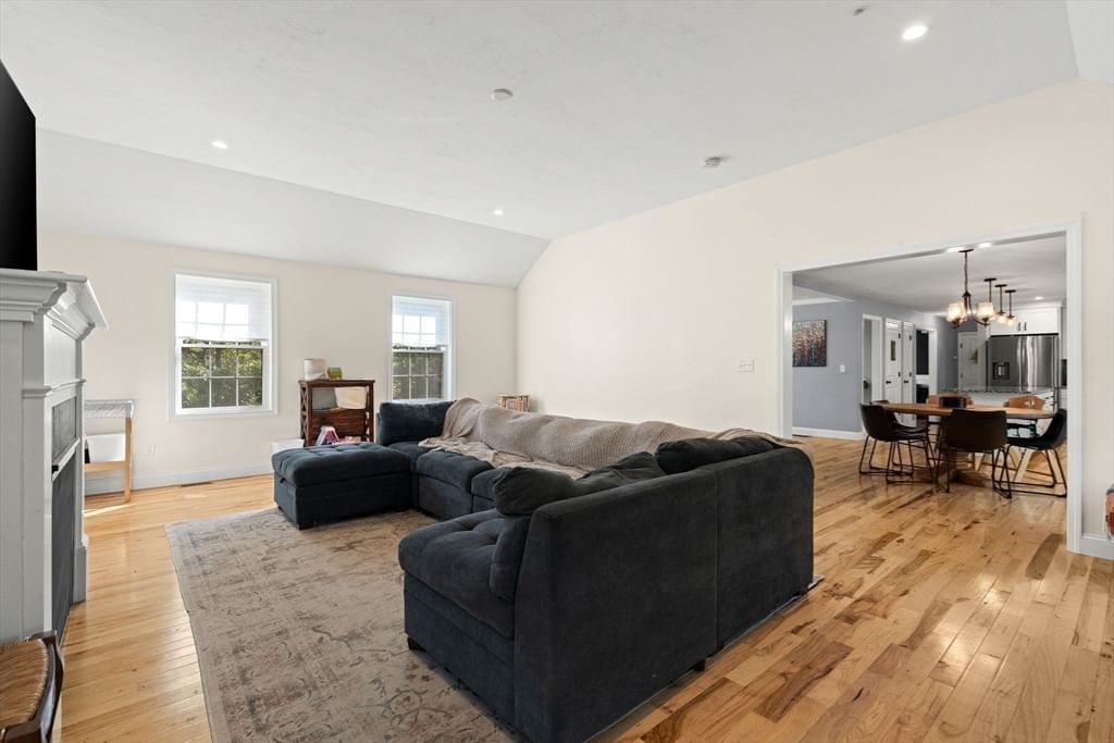 17 Pond Edge Trl Wareham — Photo 10 of 36