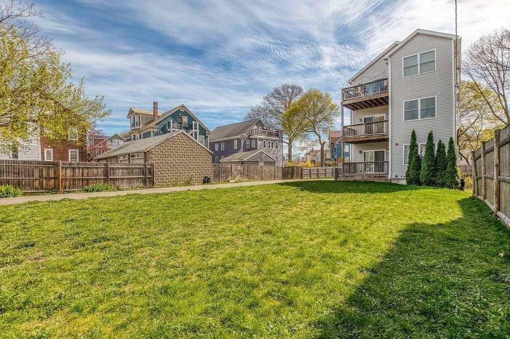 10 Irma St #3 Boston — Photo 32 of 38