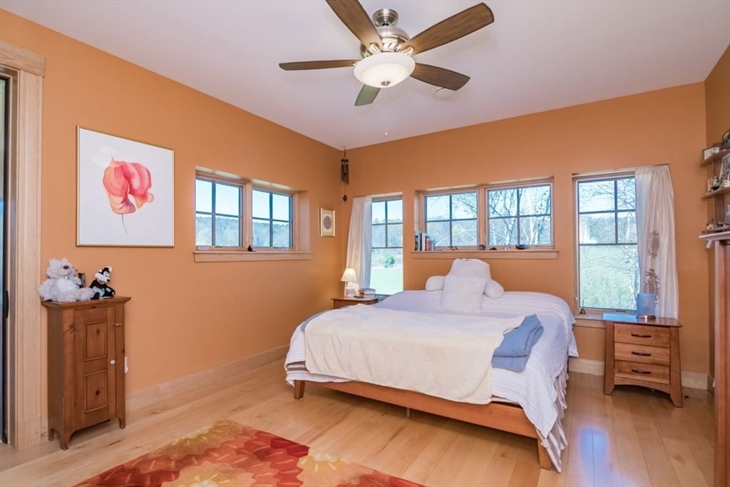 474 Little Mohawk Rd, Shelburne, MA 01370 photo 4