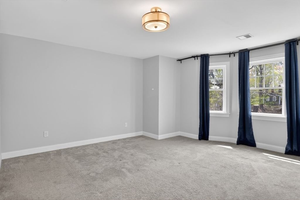 228 Norfolk St #228 Holliston — Photo 15 of 33