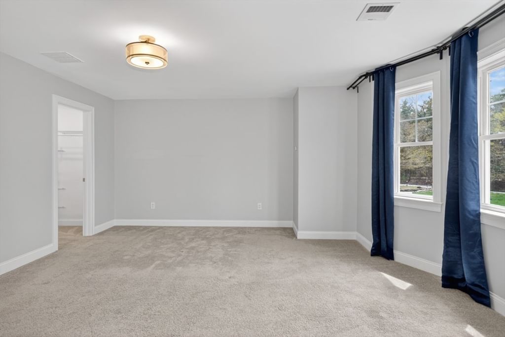 228 Norfolk St #228 Holliston — Photo 17 of 33