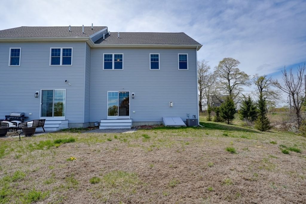 228 Norfolk St #228 Holliston — Photo 26 of 33