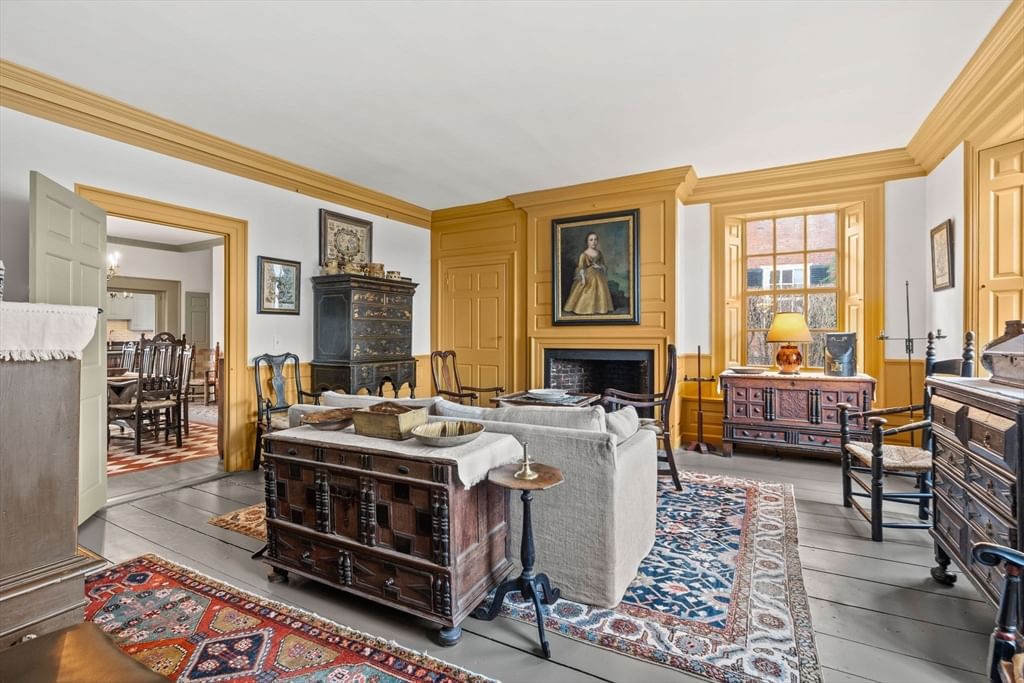 Listing Image 5